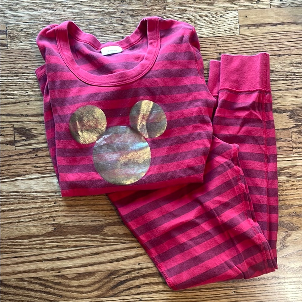 Women’s Hanna Andersson size medium Mickey pajamas